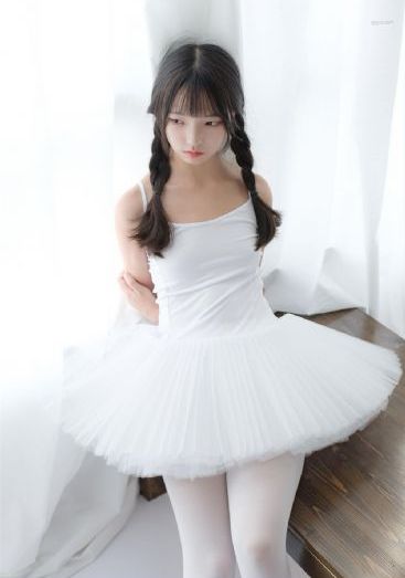 国产在线卡一卡二-高清中文字幕