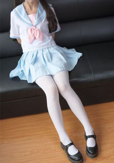 青草青青视频-清晰国语版高清