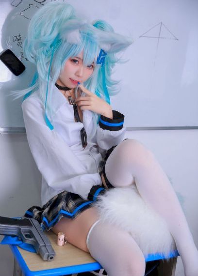 新婚小倩和邻居许老头75篇-片花欧美成人在线