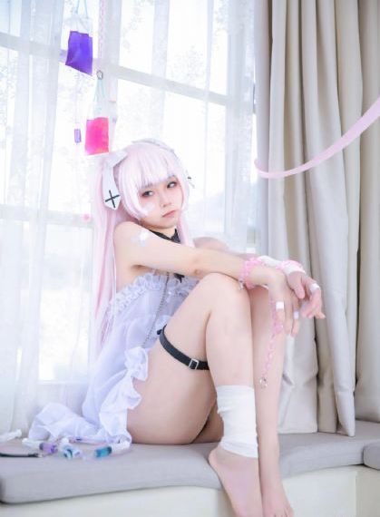 亚洲中文精品人人免费-超前点播免费在线播放