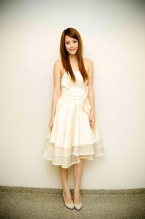 白嫩大乳丰满美女白嫩白嫩-免费正片电影在线观看