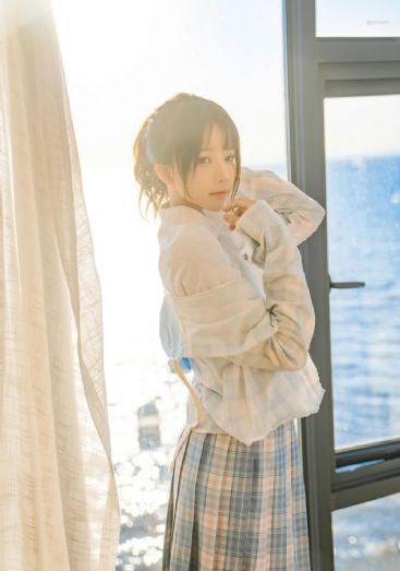 一边亲一边摸下面-视频大全在线视频观看