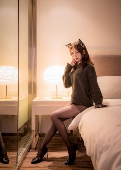 成人看精品免费亚洲v专区-全集嘟嘟动漫网