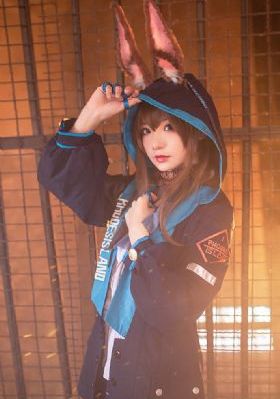 亚洲精选男人夜晚-腾讯云播电影全集观看