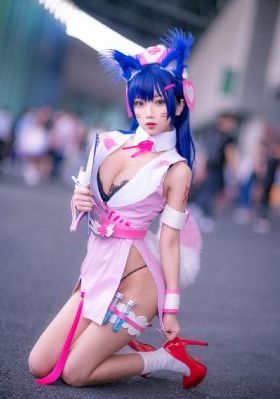 美女露出大奶子-免费高清日韩在线观看