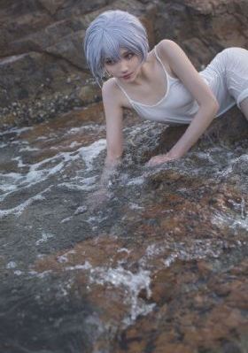 亚洲系列在线播放-清晰版不卡在线观看